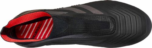 adidas Predator 18  FG – Black/Real Coral