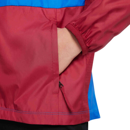 Kids Nike Barcelona Repel AWF Lifestyle Jacket – Soar/Noble Red/Obsidian/Pale Ivory