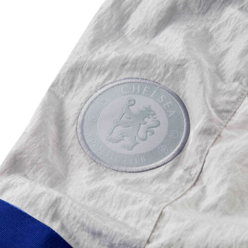 Nike Chelsea Re-issue Woven Pants – Matte Silver/White/Concord