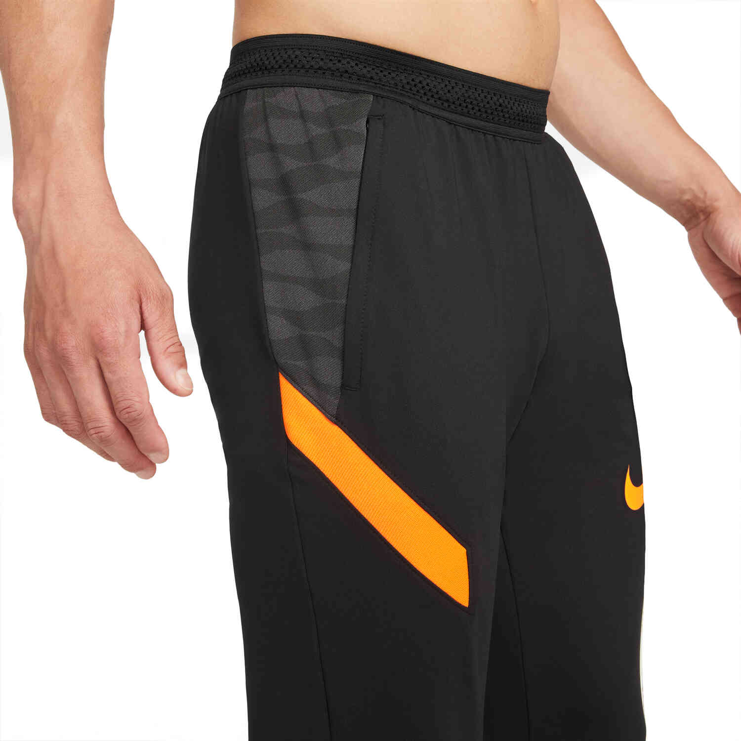 inhoud solo esthetisch Nike Dri-FIT Strike21 Training Pants - Black/Anthracite/Total Orange -  SoccerPro