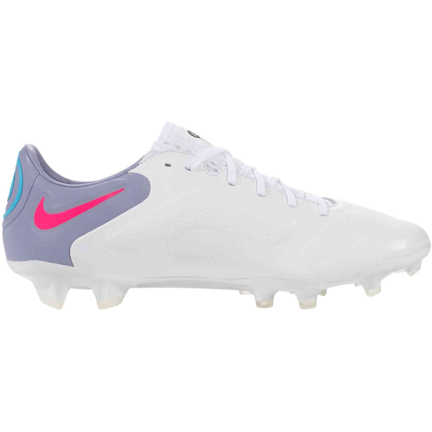 blue and white nike tiempo