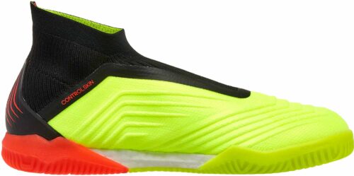 adidas Predator Tango 18  IN – Solar Yellow/Black/Solar Red