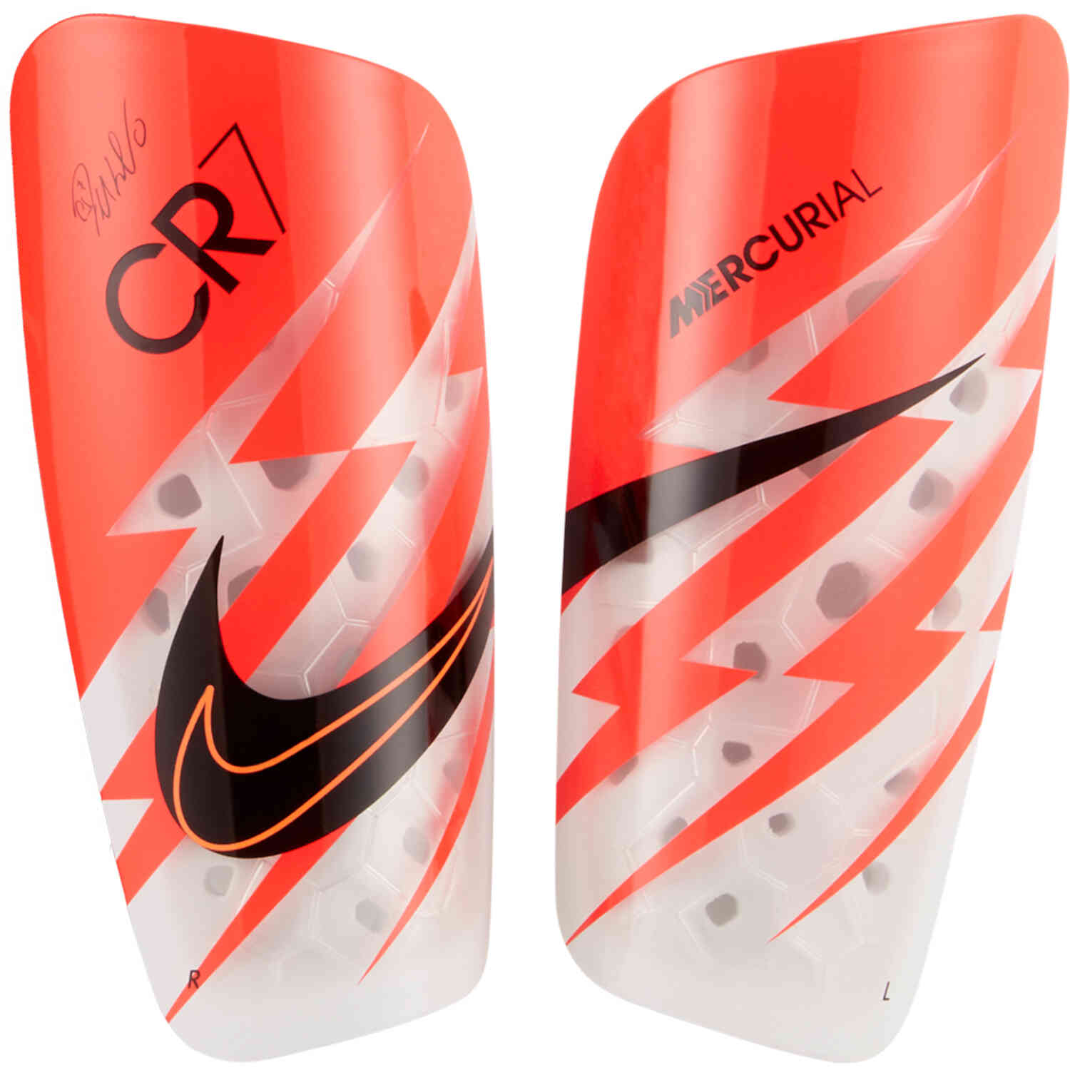 Cr7 kids shin on sale pads