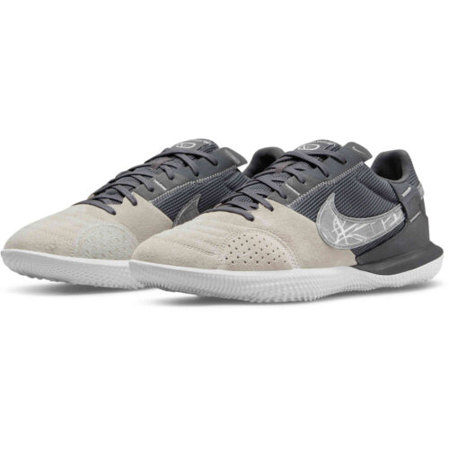 Nike Streetgato IC – Summit White & Metallic Silver with Dark Grey