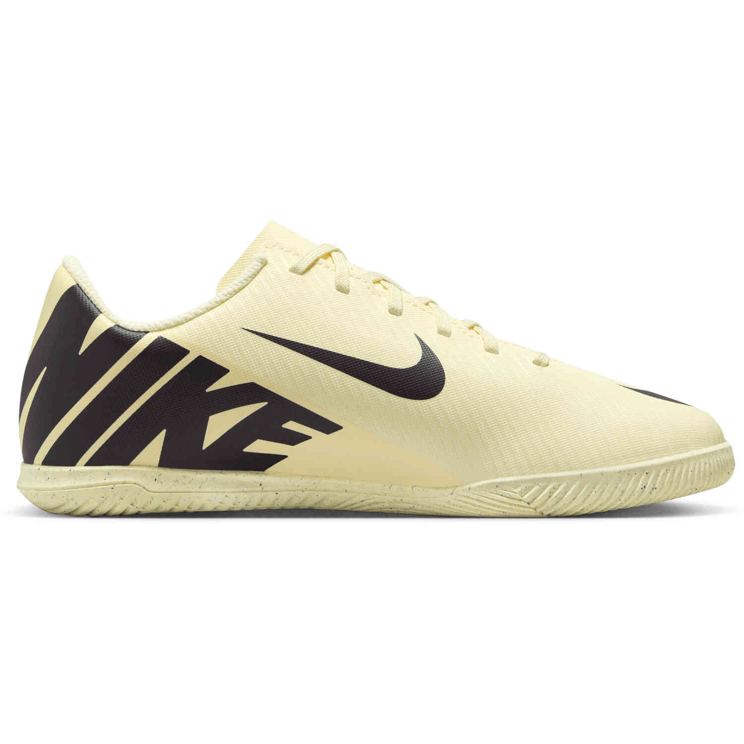 Kids Nike Mercurial Vapor 15 Club IC Mad Ready Pack SoccerPro