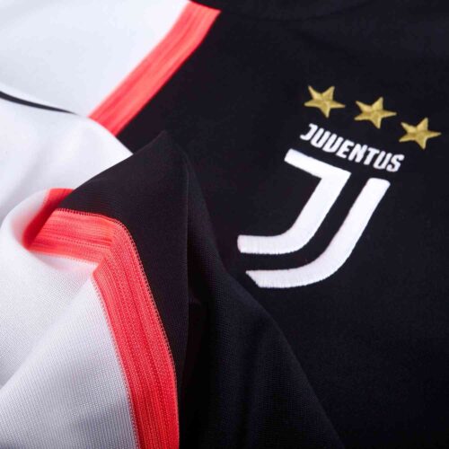 2019/20 adidas Cristiano Ronaldo Juventus Home Jersey