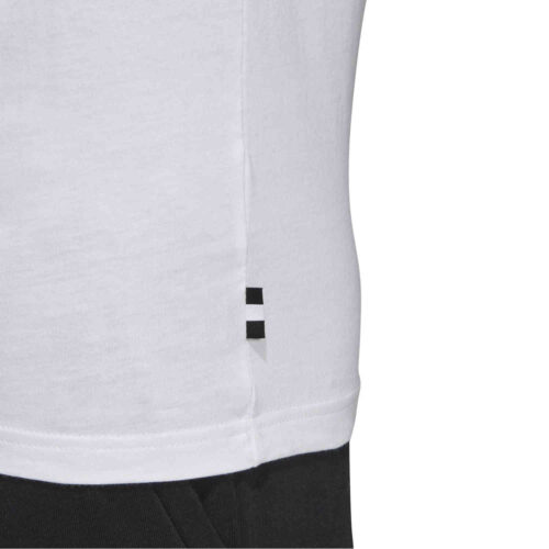 adidas Juventus Graphic Tee – White