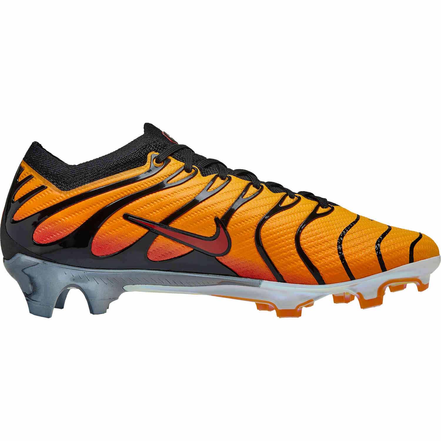 Nike Mercurial Vapor 15 x Air Max Plus FG Firm Ground SoccerPro