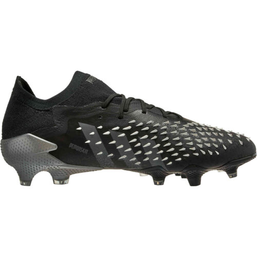 adidas Low Cut Predator Freak.1 FG – Superstealth Pack