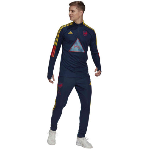 adidas Human Race Arsenal 1/4 zip Training Top – Night Indigo