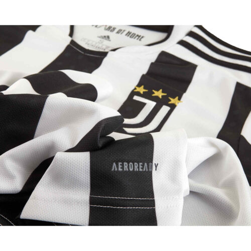 2021/22 adidas Weston McKennie Juventus Home Jersey
