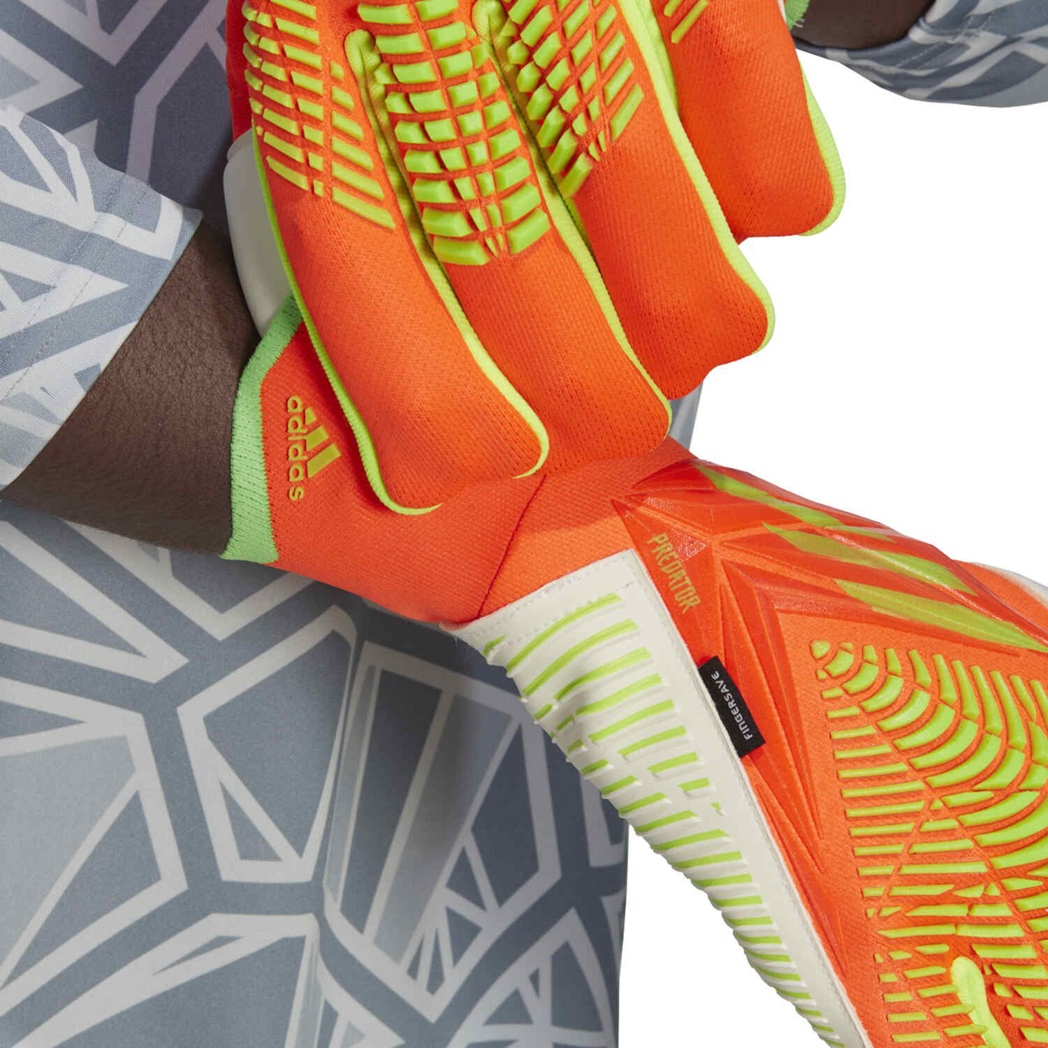 adidas Predator Pro Fingersave Goalkeeper Gloves - Game Data Pack 