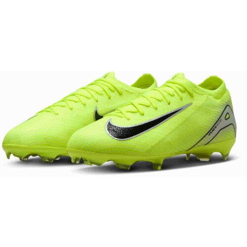 Nike Soccer Cleats SoccerPro