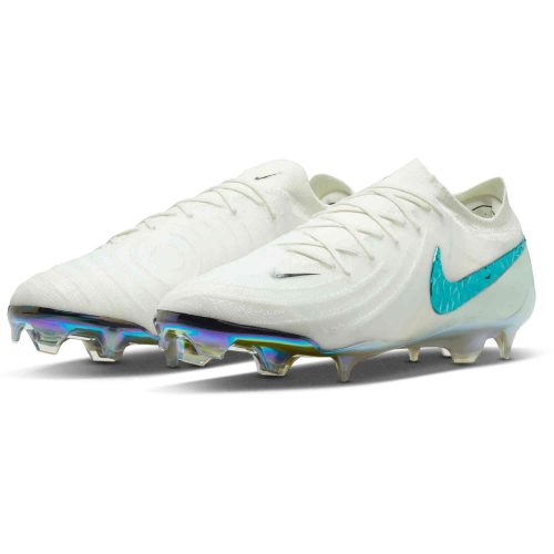 Nike Phantom GX Soccer Cleats - SoccerPro.com