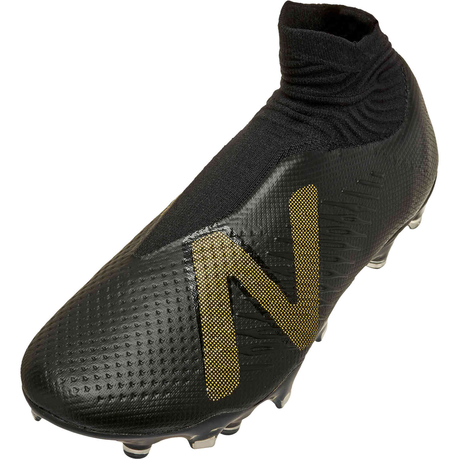 Blackout new balance soccer cleats deals